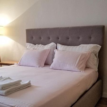 Spacious And Cozy Apartment - Ajia Apartment Tirana Exteriör bild