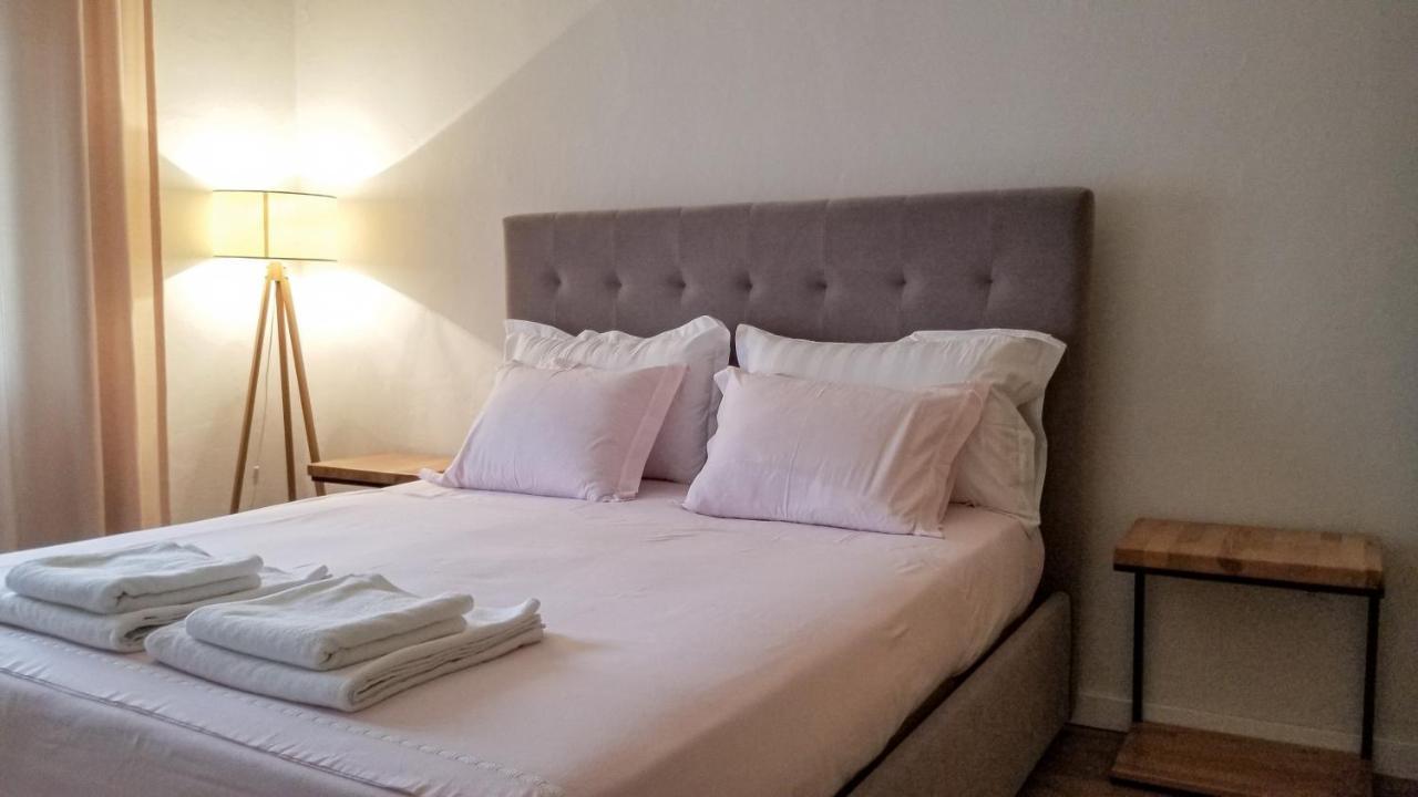 Spacious And Cozy Apartment - Ajia Apartment Tirana Exteriör bild