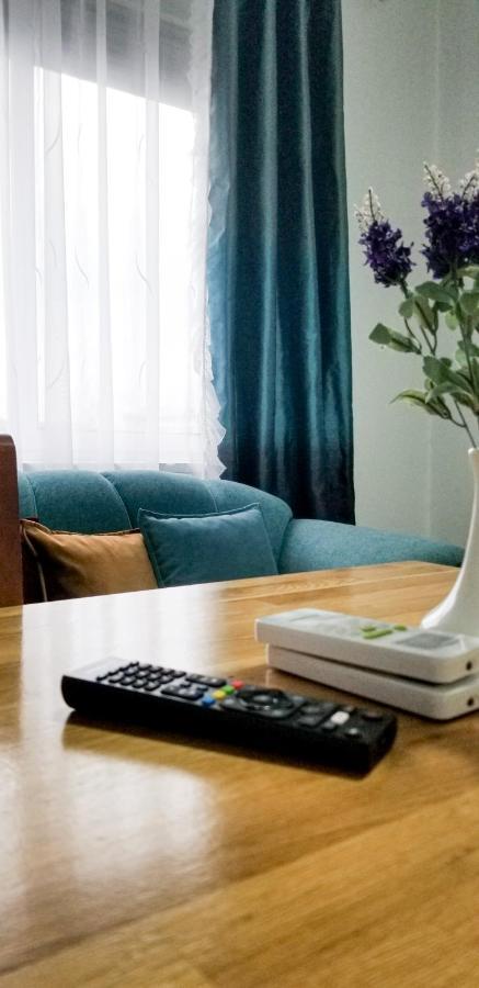 Spacious And Cozy Apartment - Ajia Apartment Tirana Exteriör bild