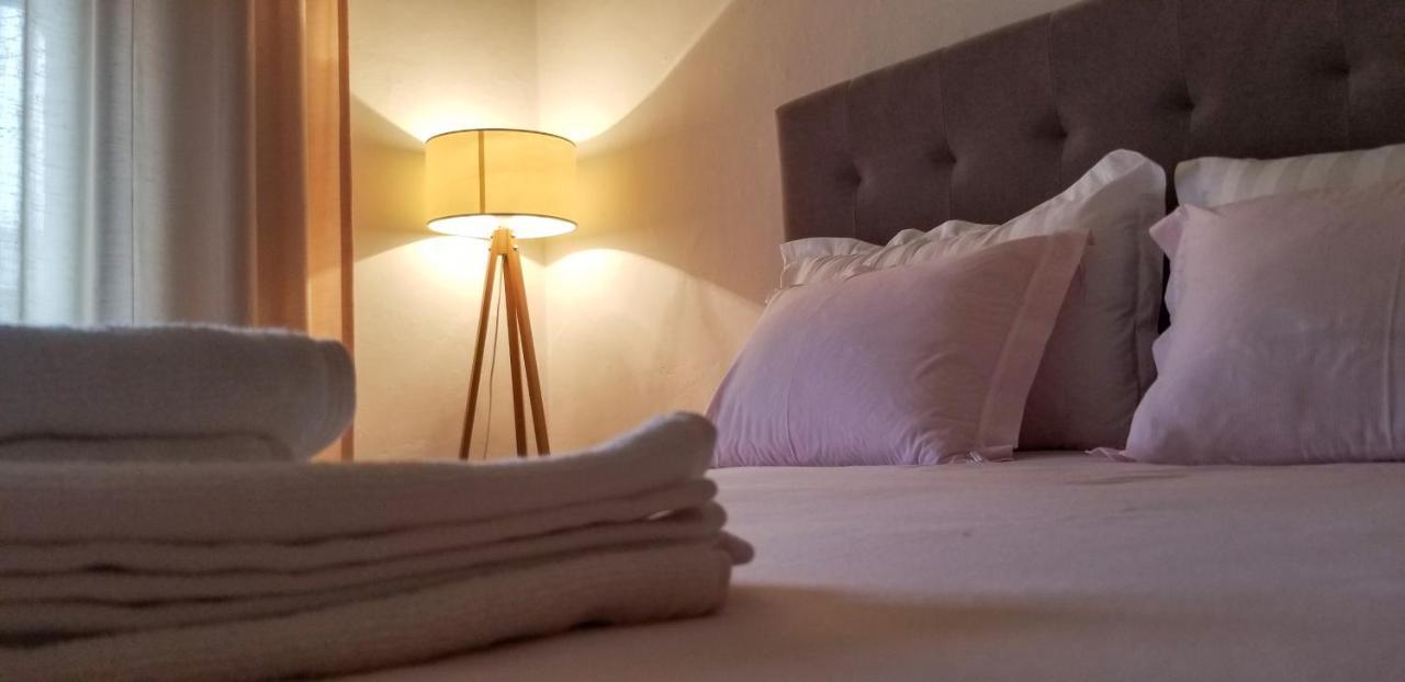 Spacious And Cozy Apartment - Ajia Apartment Tirana Exteriör bild