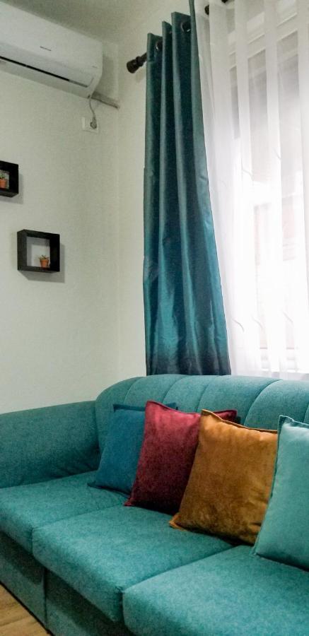 Spacious And Cozy Apartment - Ajia Apartment Tirana Exteriör bild