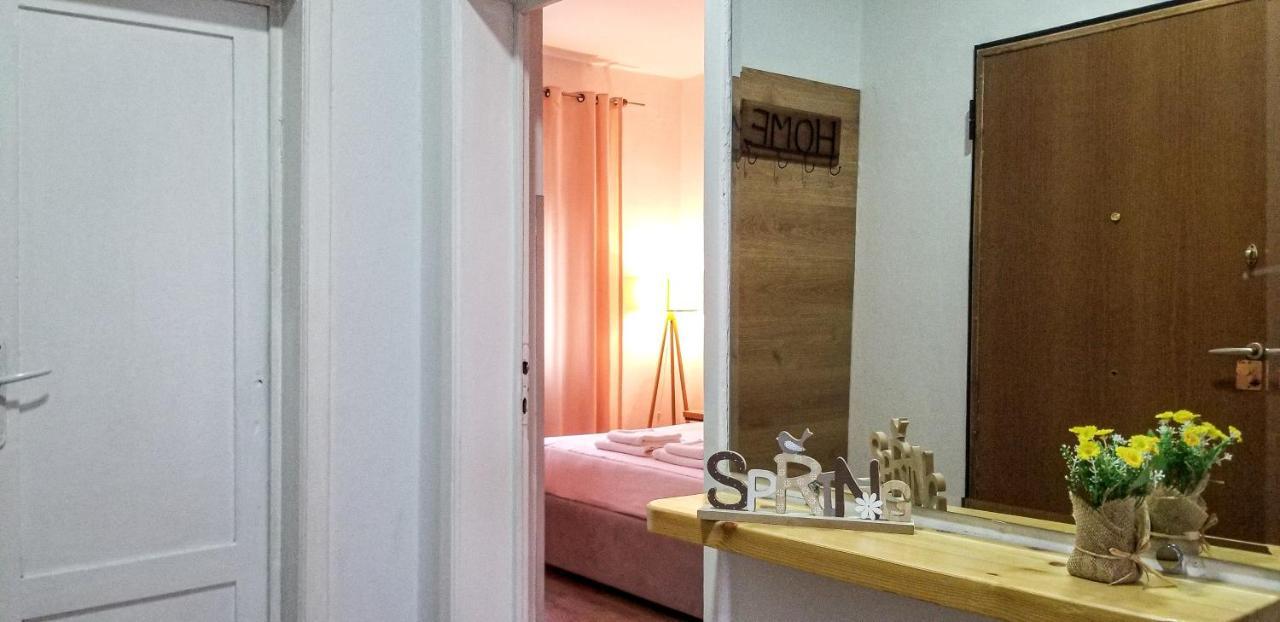 Spacious And Cozy Apartment - Ajia Apartment Tirana Exteriör bild