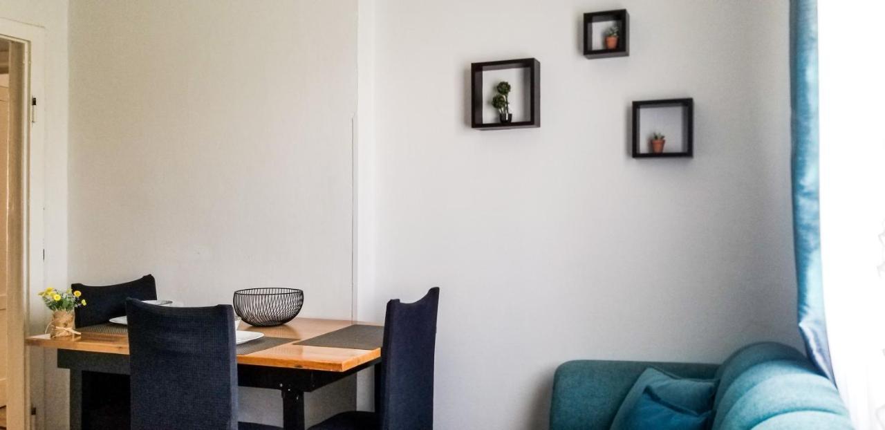 Spacious And Cozy Apartment - Ajia Apartment Tirana Exteriör bild