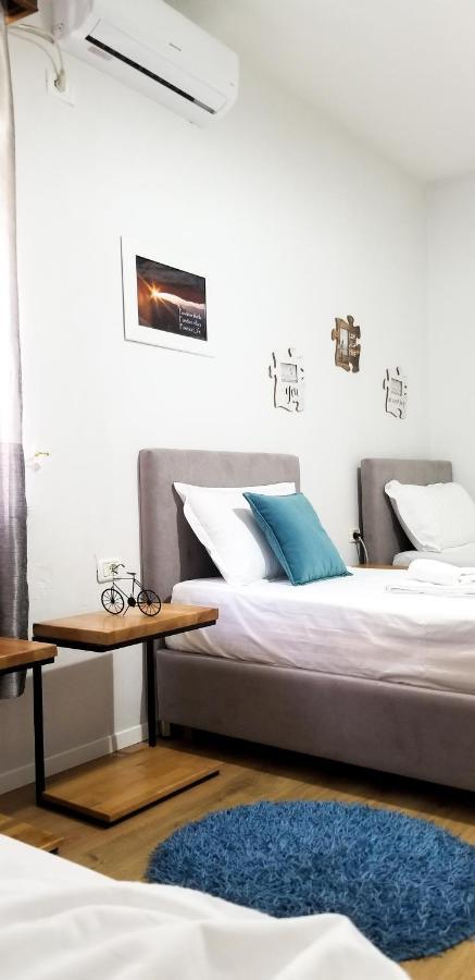 Spacious And Cozy Apartment - Ajia Apartment Tirana Exteriör bild
