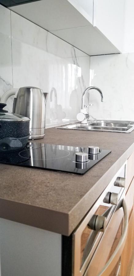 Spacious And Cozy Apartment - Ajia Apartment Tirana Exteriör bild