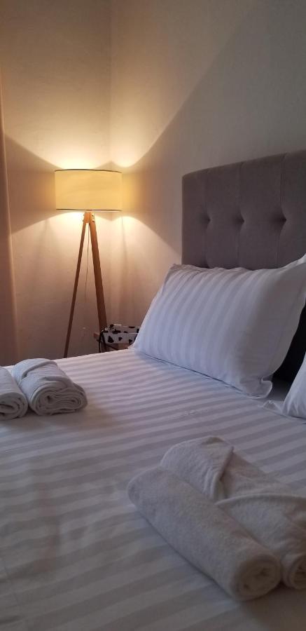 Spacious And Cozy Apartment - Ajia Apartment Tirana Exteriör bild